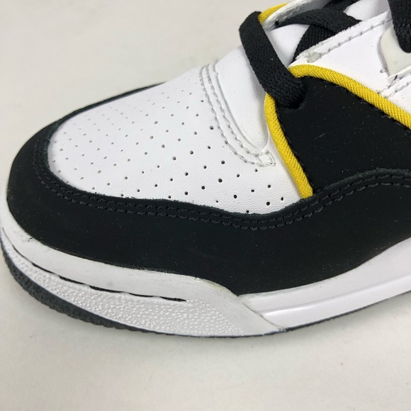 Nike Air Assault Low GS 5Y Sneakers - Picture 3 of 8